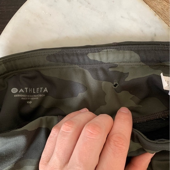 Athleta High Rise Camo 7/8 Stash Pocket Tight Leggings - Picture 8 of 11